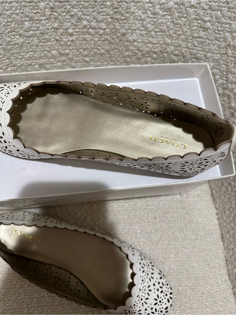 Coach White Laser-Cut Scalloped Ballet Flats - Picture 4 of 6